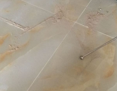 翼城瓷砖空鼓维修公司分享粘合剂选择不当在瓷砖铺贴过程中可能导致以下问题