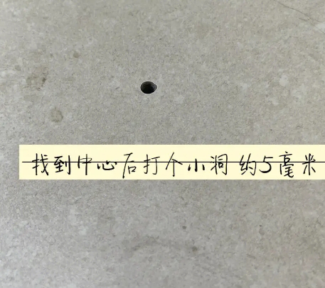 翼城瓷砖空鼓维修公司专业解答在瓷砖铺贴过程中，如果砂料搅拌不均匀，将会带来以下问题